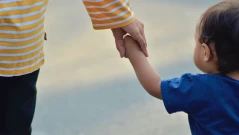 Майчинството за втората година става 460 евро