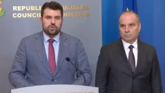 Правителството с подробности за блокирания край Ахтопол танкер (ВИДЕО)