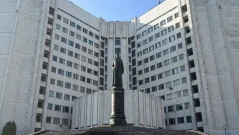 СВР на Русия: Украйна и държави от Европа са разработили схема за печалба от военни доставки