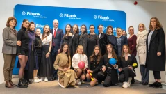 Fibank представи традиционния си благотворителен календар със златните грации на художествената гимнастика