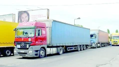 Километрични задръствания блокират пътя към „Капитан Андреево“ и „Кулата“