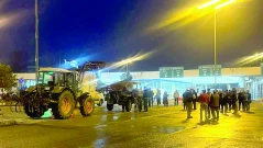 Протестиращите гръцки фермери пращат списък с искания на правителството