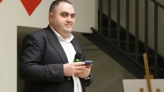 Камерите в 138-о СУ: Записите от тоалетните отивали в телефона на директора (ВИДЕО)