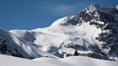 Турист падна в пропаст край връх Вихрен
