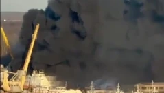 Руски кораб се запали в Пусан (СНИМКИ)