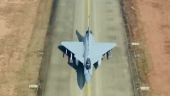 Китай разполага изтребители J-10C и „летящ радар“ KJ-500 в Обединените арабски емирства за безпрецедентни съвместни учения