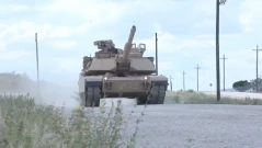 Най-новата партида руски танкове Т-90М е с подобрена система за активна защита и нов „режим против дронове“