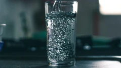 Как да премахнете микропластмасите от питейната си вода? Това е изключително лесен начин