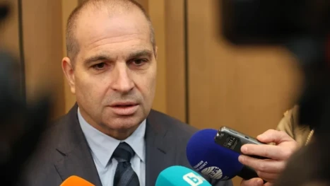 Гроздан Караджов