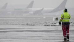 Лютата зима отмени 40 полета в Брюксел, МВнР предупреди за пътуване в Белгия