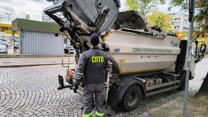 боклукчийски камион