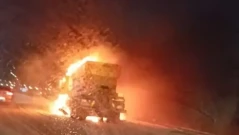 Снегорин се запали на Северната тангента в София (ВИДЕО)