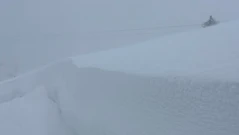 Внимание! Спонтанни лавини и тип ветрова дъска дебнат в Пирин