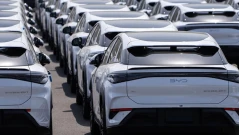 Китайският BYD измества Tesla като световен лидер в производството на електрически превозни средства