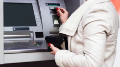 Куриоз: Банкомат пусна бял лист вместо 50 евро