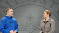 Премиерът на Гренландия: Гренландците избират Дания