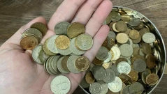 От левове в евро: Софиянец занесе в банката 266 000 монети