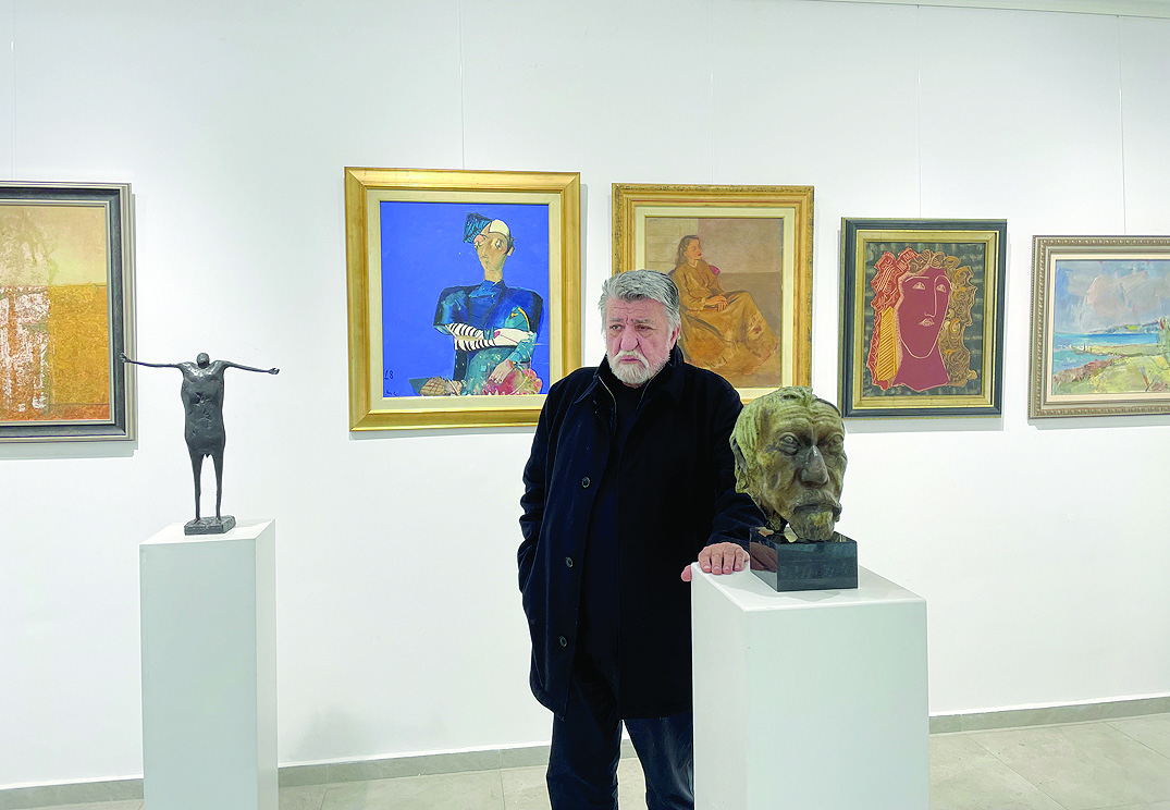 Картини на Владимир Димитров Майстора Емил Стойчев Златю Бояджиев и