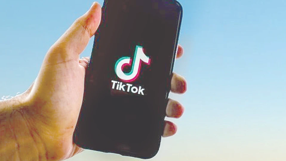 Социалната мрежа навлиза на пазара на стрийминг услугиВсе по кратък