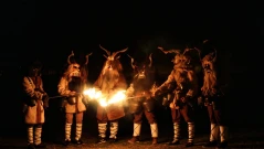 Люта кукерска битка за първото място във фестивала "Сурва"