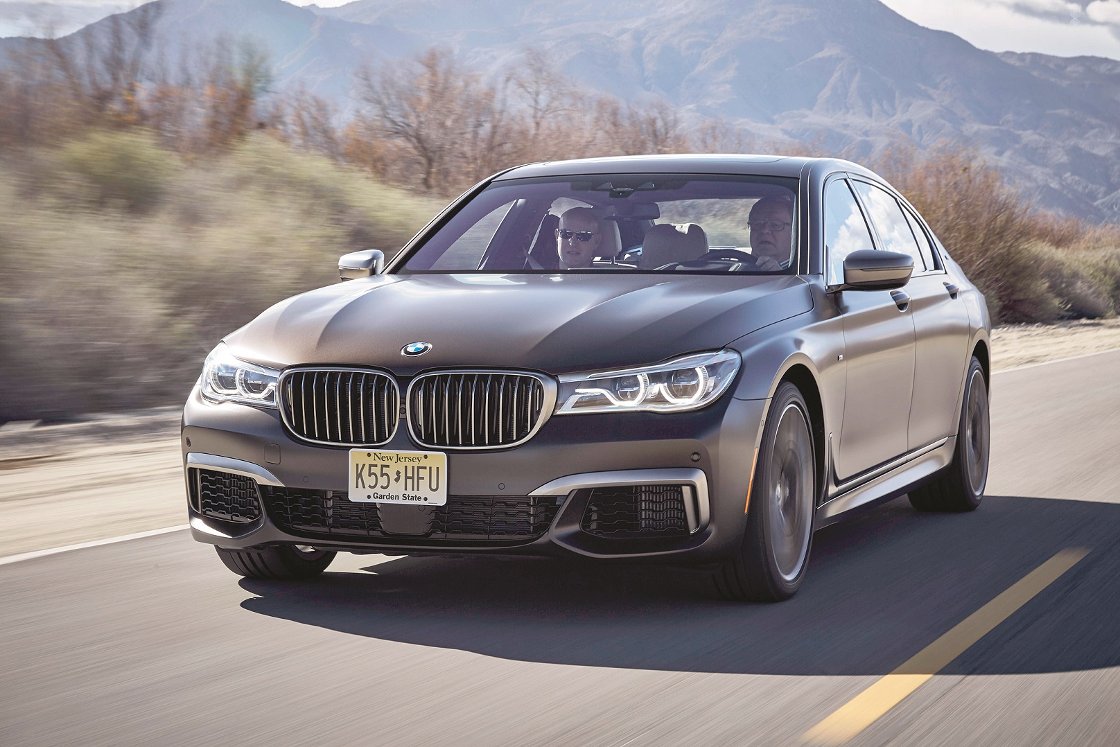 Технологични иновации намаляват отделяните емисииГолемите мотори ще продължат да се