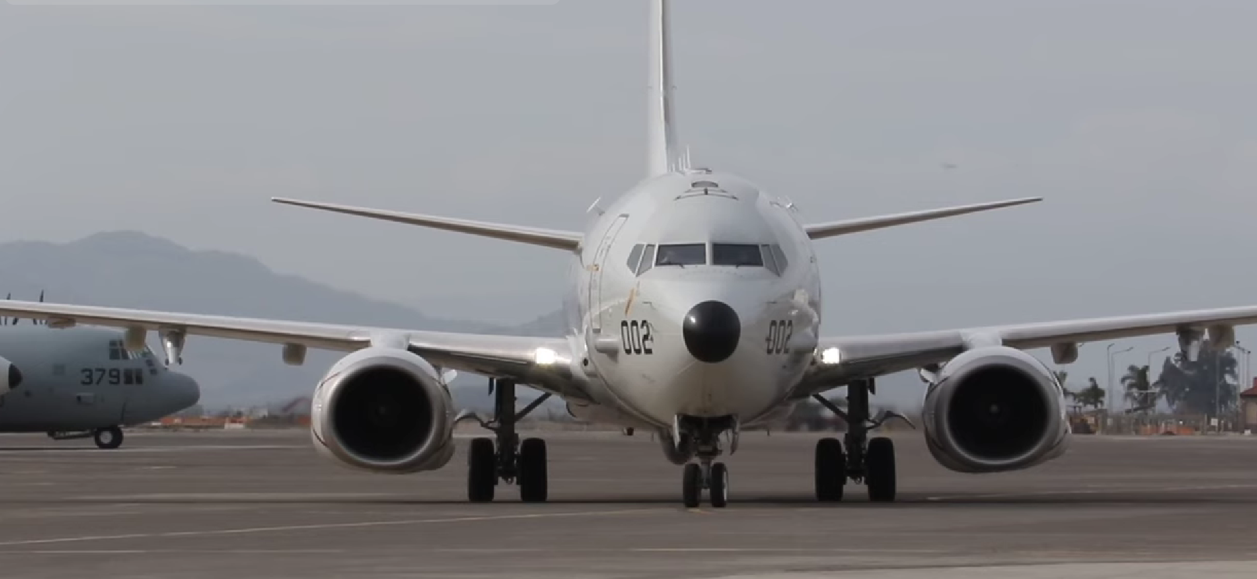 Самолет P 8A Poseidon на ВМС на САЩ извърши продължителна