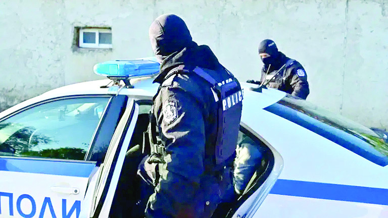 Главният секретар на МВР с 4743 67 евроОсновните заплати на