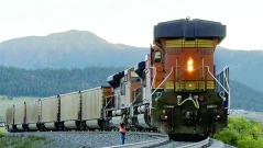 Влаковете в САЩ отделят повече емисии от въглищните централи