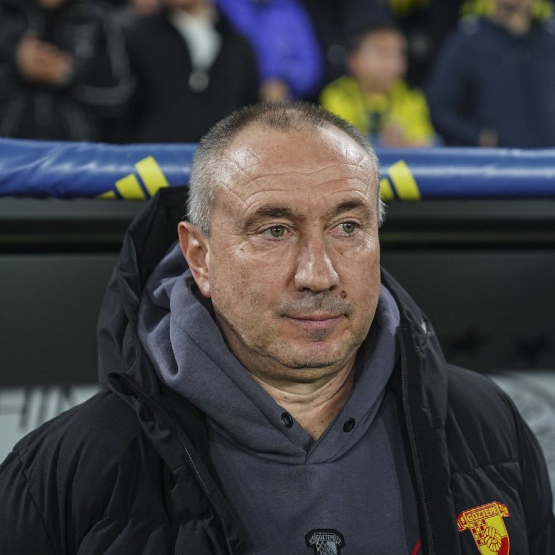 Станимир Стоилов се затрупа с още повече слава в турския