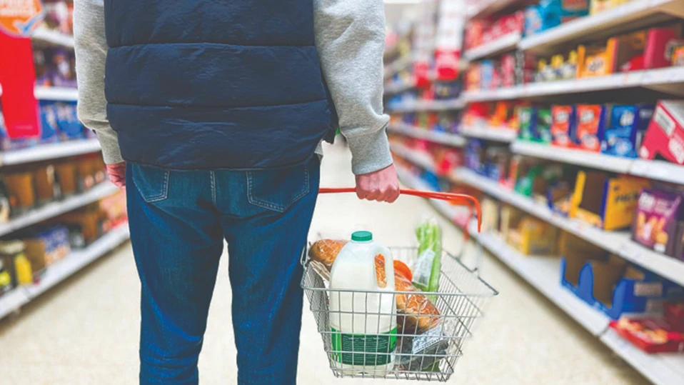 Млякото сиренето и картофите тук са по скъпи отколкото в