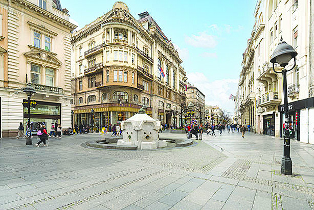 Жилищата са скъпи за повечето хораПроблеми имат и в Тирана