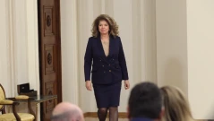 Президентът Илияна Йотова обяви с кого и кога продължава консултациите