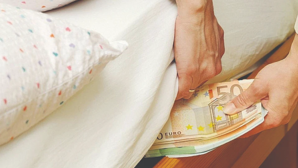 Левовете в хората правят купчина по висока от връх ЕверестСедмица