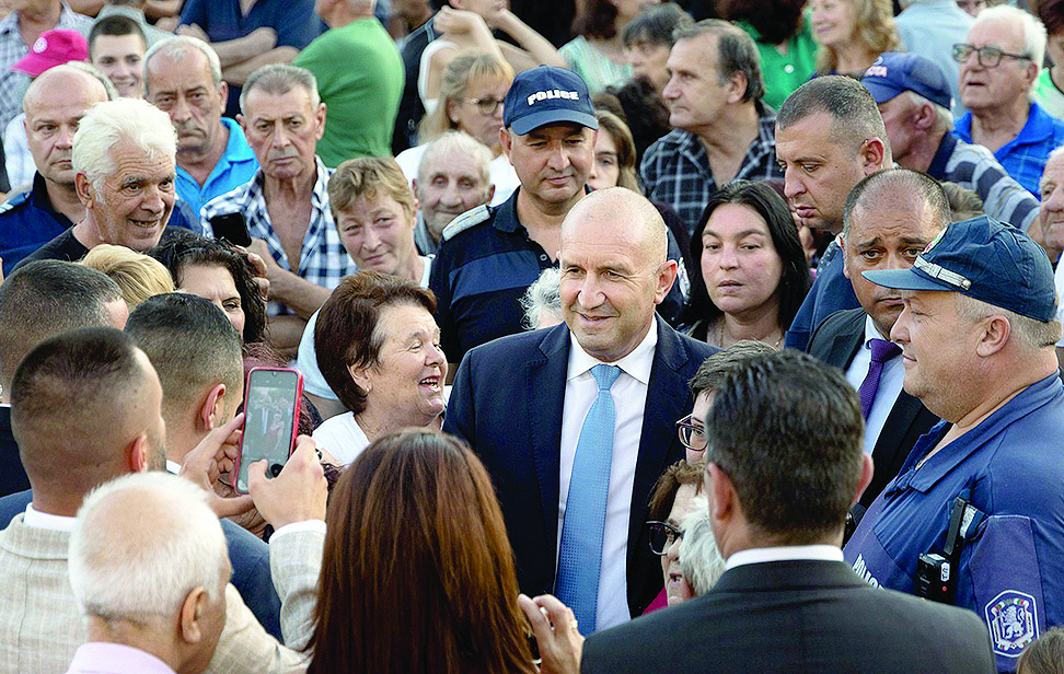 Кампанията ще бъде изнесена в дигитална среда прогнозира социологът Елена