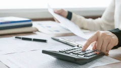 Нова дигитална система удря данъчните измами в Гърция