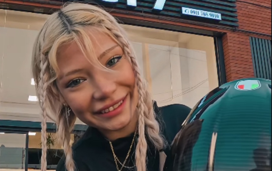 19 годишната иранска инфлуенсърка Даяна Бахадор известна като Baby Rider