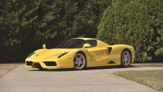 15 млн. евро платени на търг за Ferrari Enzo