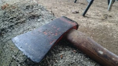 Брутално убийство в Конаре: Мъж уби приятелката си с брадва