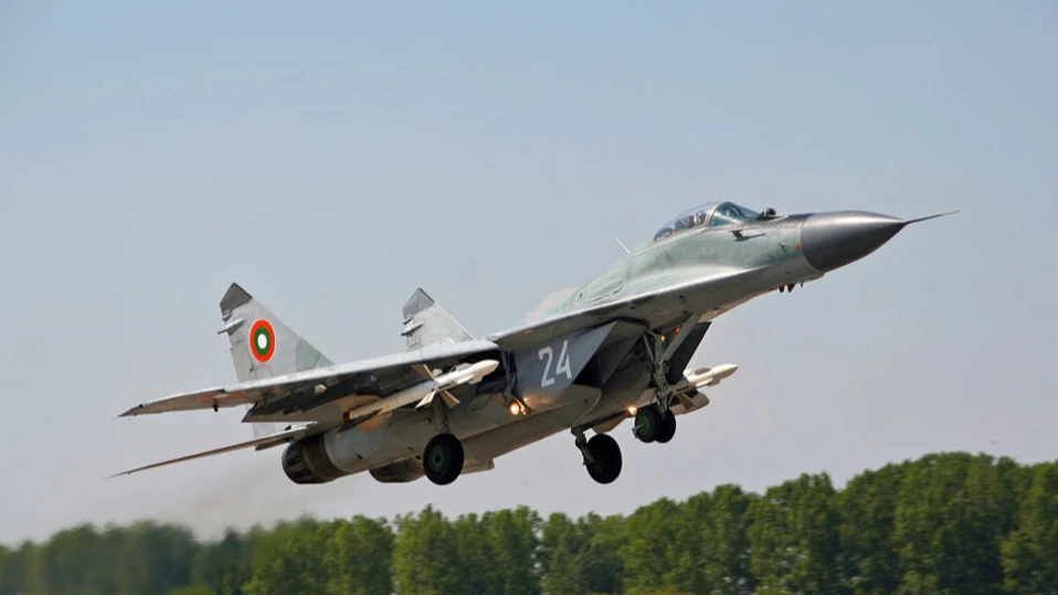 Министерството на отбраната обяви обществена поръчка за основен ремонт на