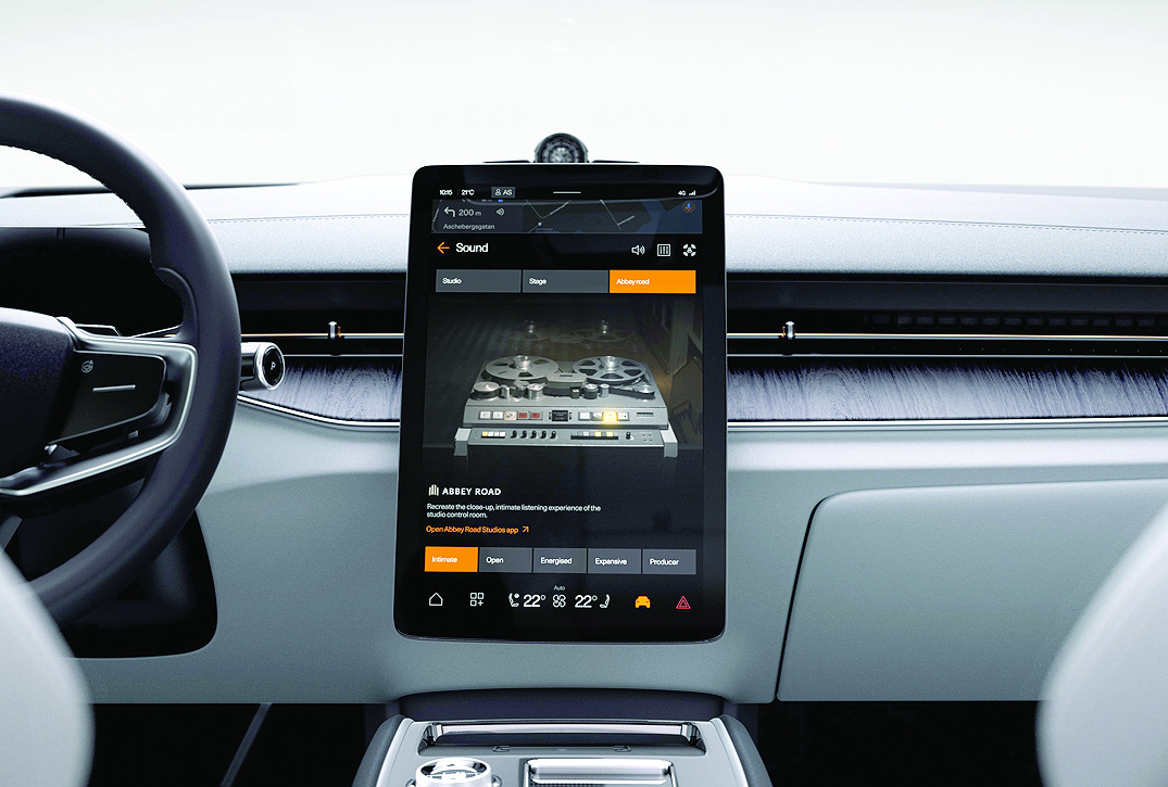 Нарастващата дигитализация на автомобилите поставя все по големи предизвикателства пред