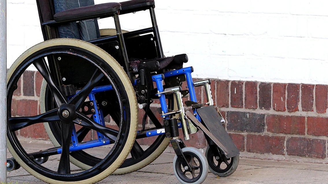 Често бутала здравото дете в инвалидна количкаГерманка заблуди стотици хора