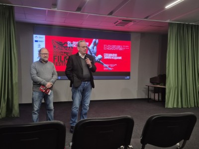 Фестивал за документалното киноЗимното издание на DOCK International Documentary Historical