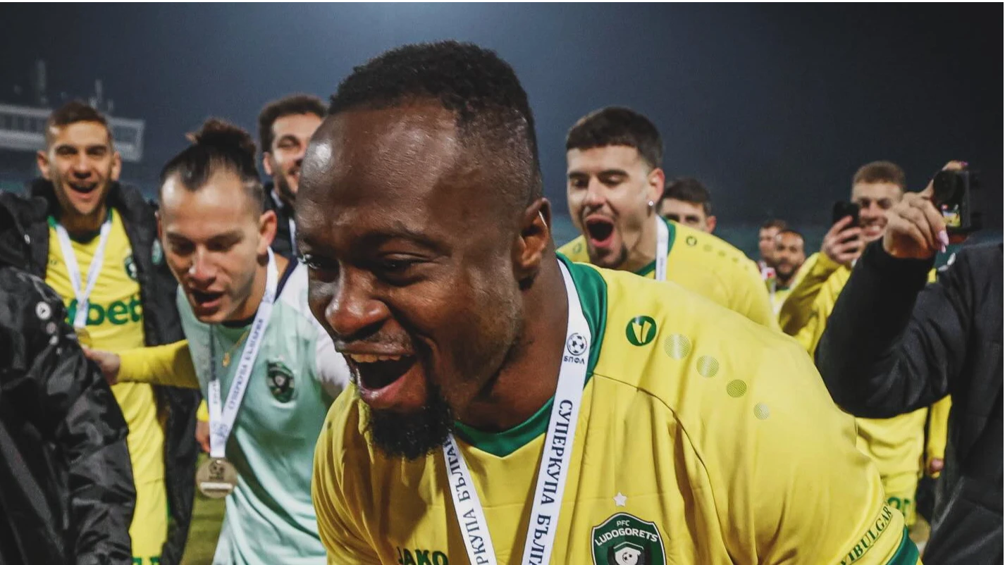 Левски тръгва на лов за расисти Синият клуб осъди обидите