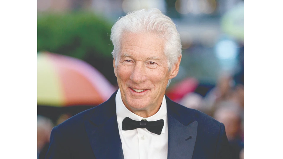 Ричард Гиър се присъедини към актьорския състав на сериала Off