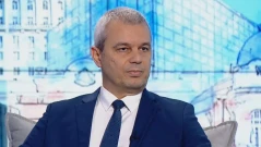 Костадин Костадинов: Ограничаването на секциите в чужбина не нарушава конституционни права
