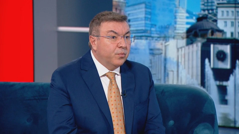 Костадин Ангелов