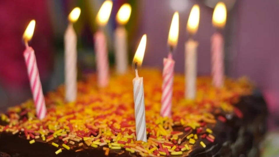 Анжела Димчева поетеса литературен критик журналист Борислав Михайлов бивш президент