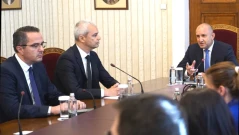 Седмичната анкета на „Труд news“: Коалиция „Радев – Възраждане“ е най-стабилната формула