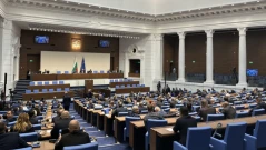 НА ЖИВО: Парламентът изслушва МВР, службите и Манол Генов за случая „Петрохан“