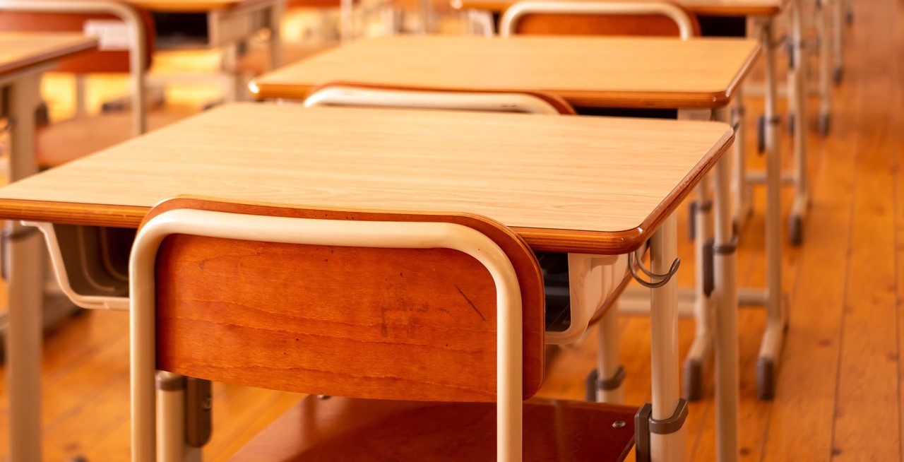 51 СУ Елисавета Багряна поема към модерна и отворена училищна